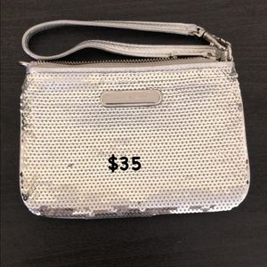 Wristlet with no damage or tears. Ask for pics.